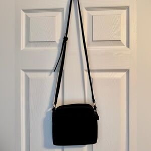 Elegant Liz Claiborne Black Crossbody Bag